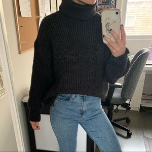 Knit H&M Turtleneck (NEW)